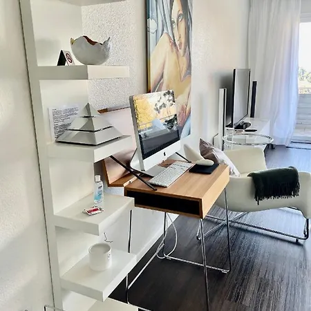 Modernes Mit Traumhaftem Sunset Blick Баден-Баден